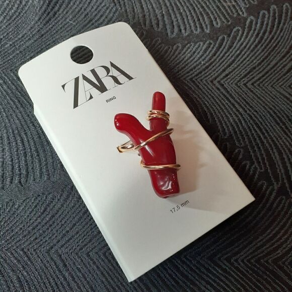 NWT Zara Faux Coral Statement Ring - Picture 10 of 12